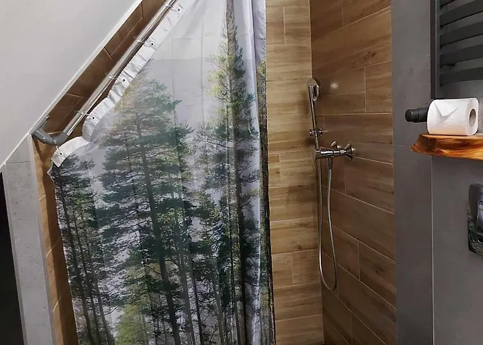 Jelen - Sauna I Jacuzzi * 斯克拉斯卡波伦巴