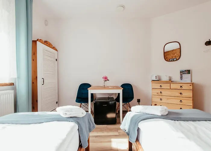 Jelen - Sauna I Jacuzzi 斯克拉斯卡波伦巴