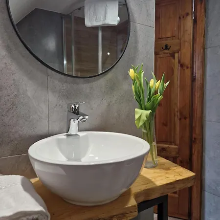 Δωμάτια σε οικογενειακή κατοικία Jelen - Sauna I Jacuzzi Szklarska Poręba