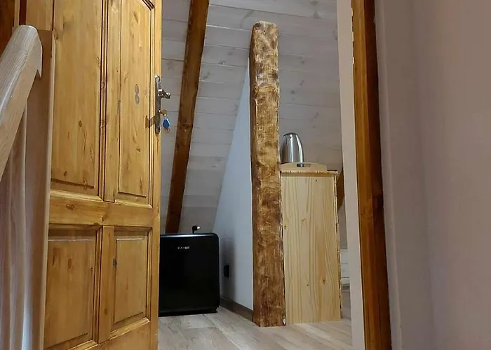 Jelen - Sauna I Jacuzzi * 스클라르스카포렘바