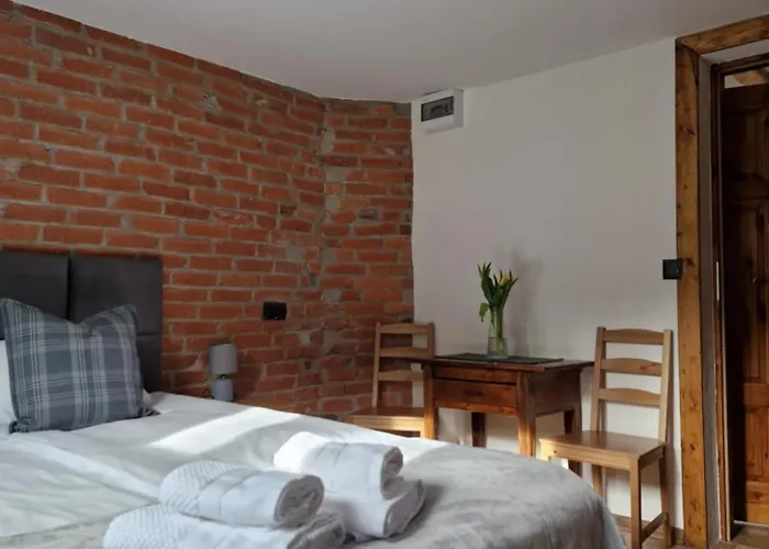 Jelen - Sauna I Jacuzzi 홈스테이 *